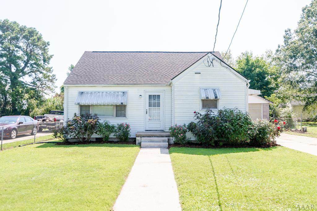 104 Chadburn Avenue - Photo 1