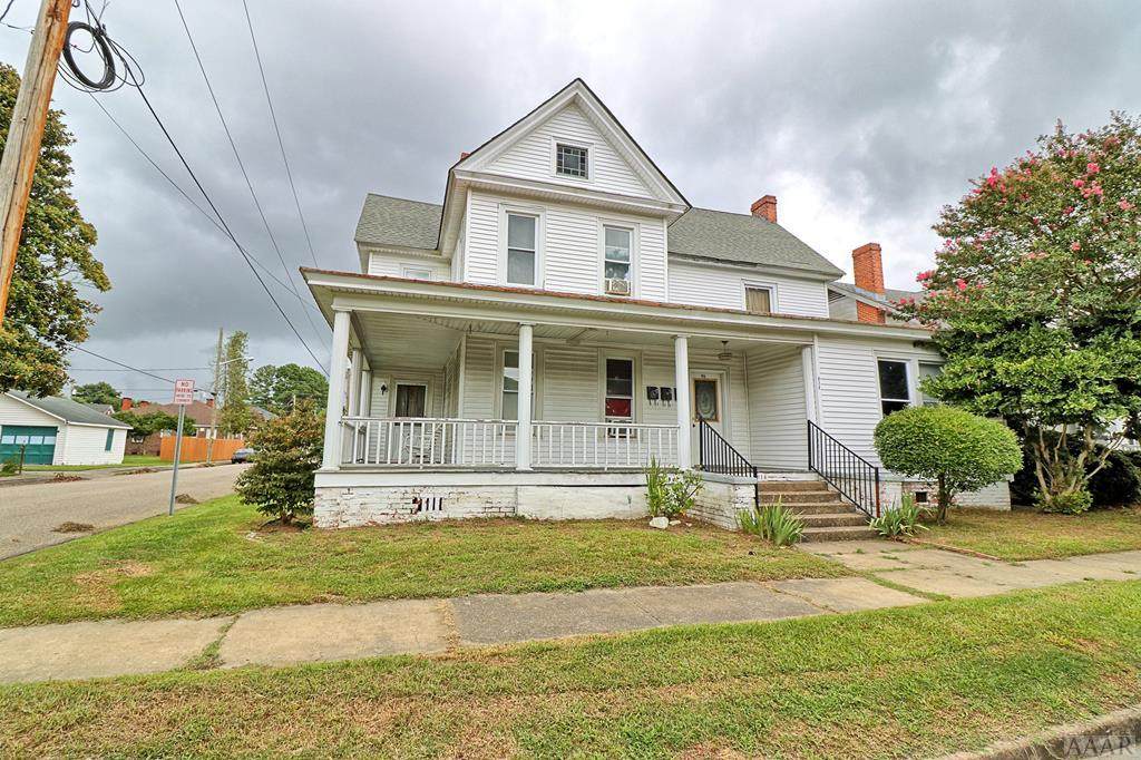 914 Colonial Avenue - Photo 1