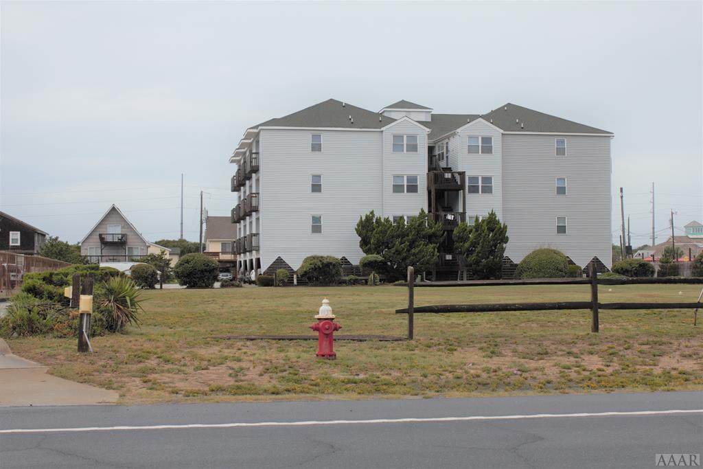 804 Memorial Blvd - Photo 1