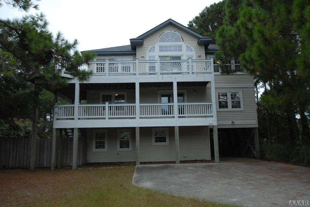 1042 Corolla Drive - Photo 1