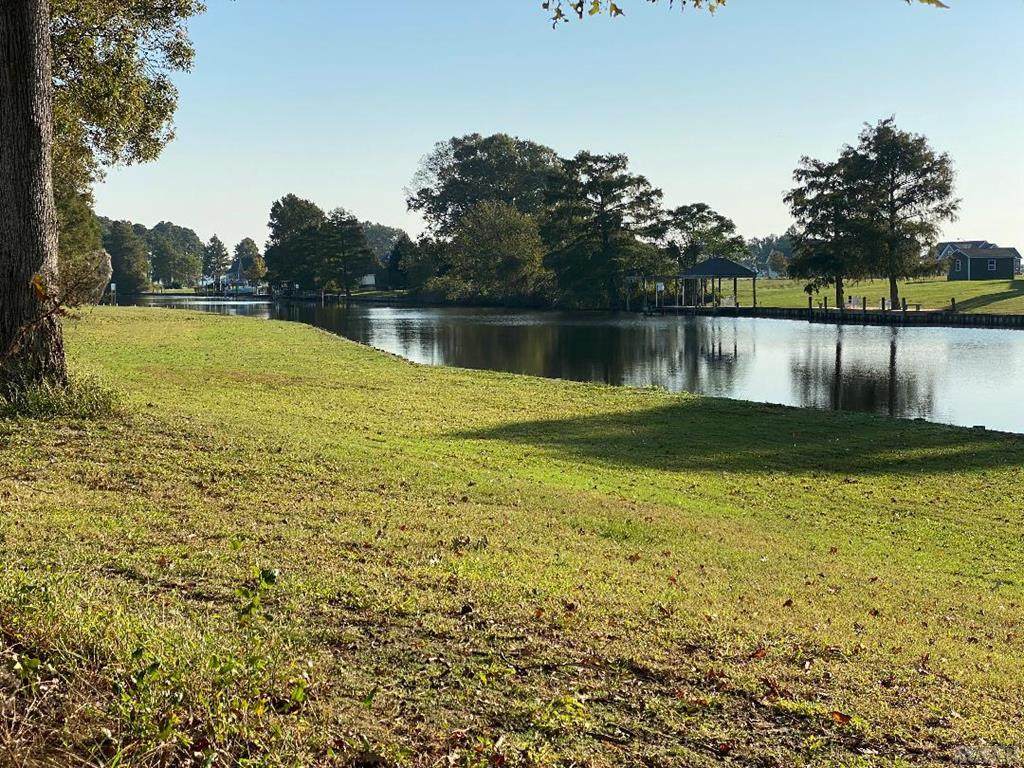 237 Grandview Drive - Photo 1