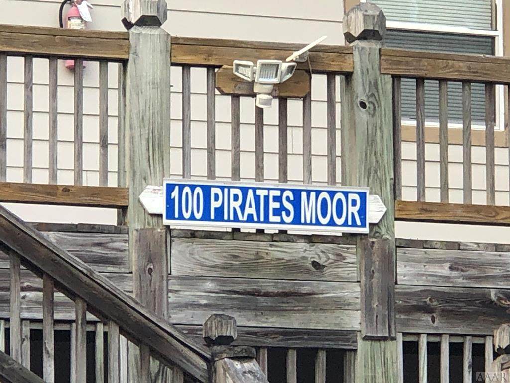 100 Pirates Moor Drive - Photo 1