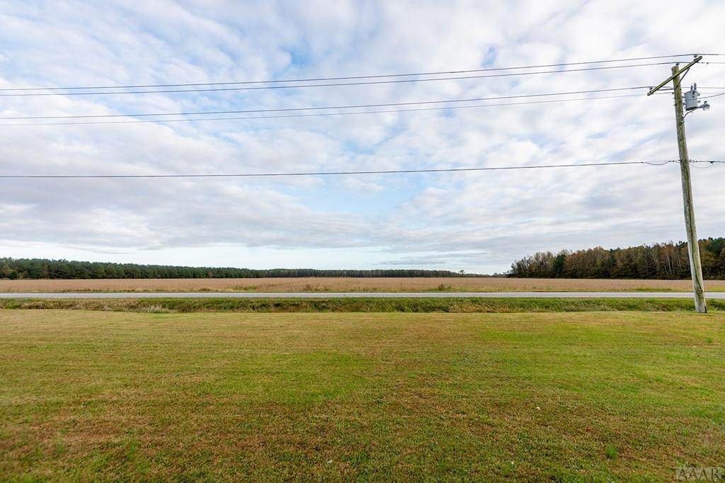 1381 Turnpike Road - Photo 1
