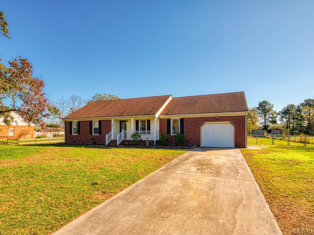 102 White Pine Drive - Photo 1