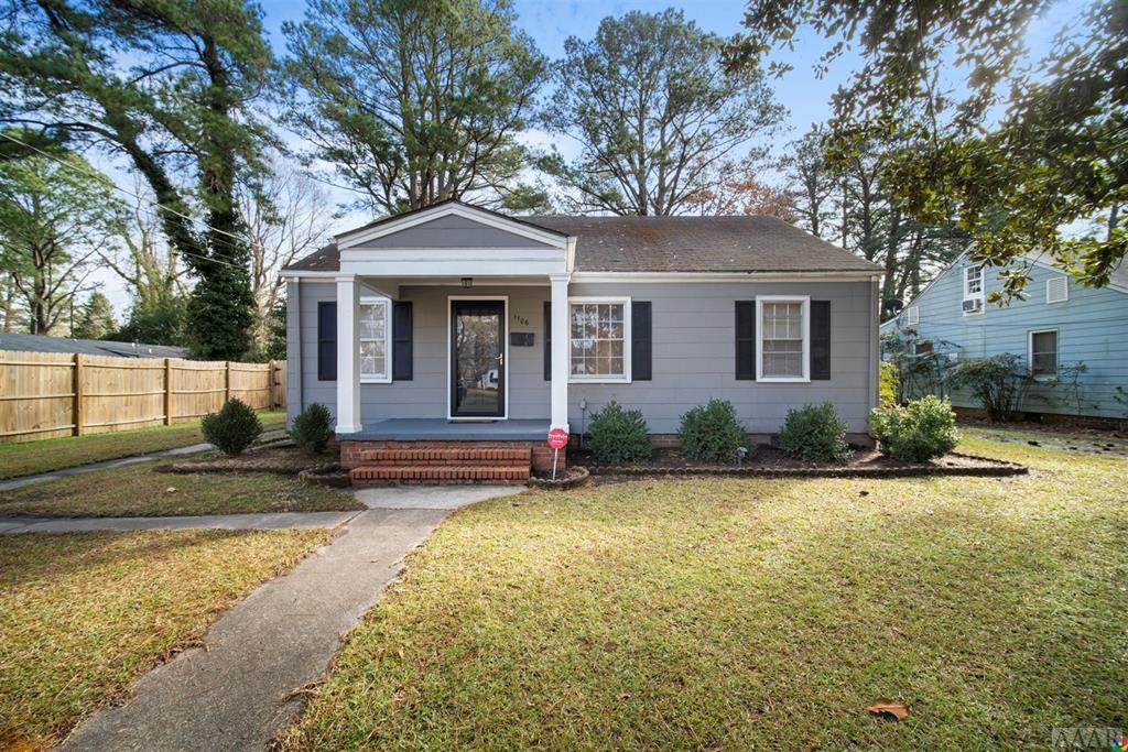1106 Raleigh St - Photo 1