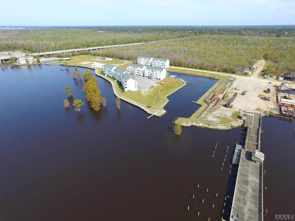 000 Wharf Landing Drive - Photo 1