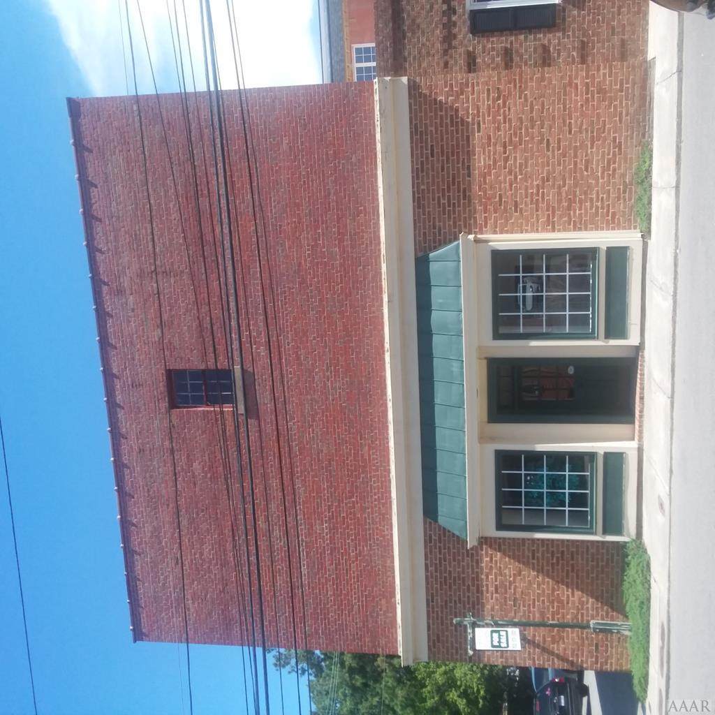 102 Eden Street - Photo 1