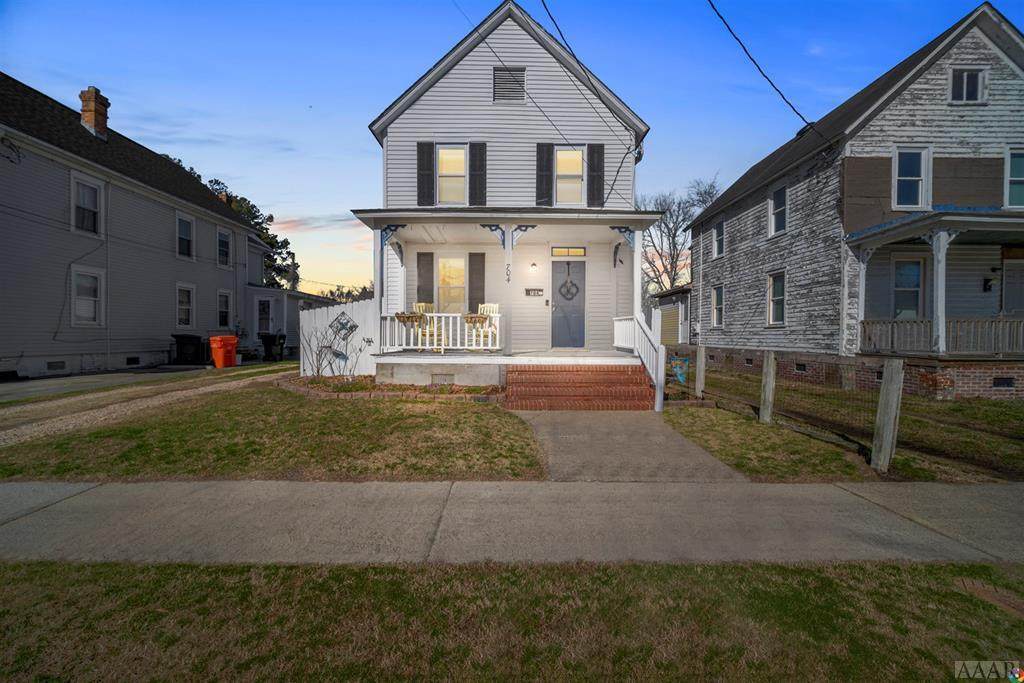 704 Colonial Avenue - Photo 1