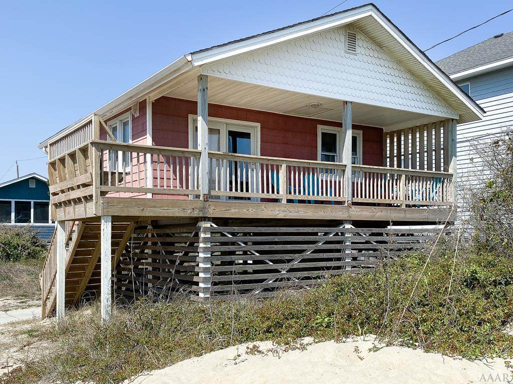 8421 Seabird Street - Photo 1