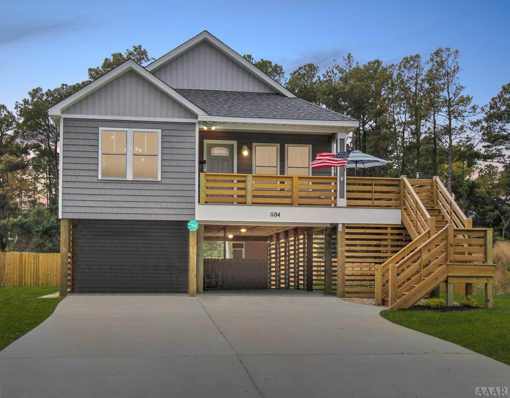 1104 Swan Street - Photo 1