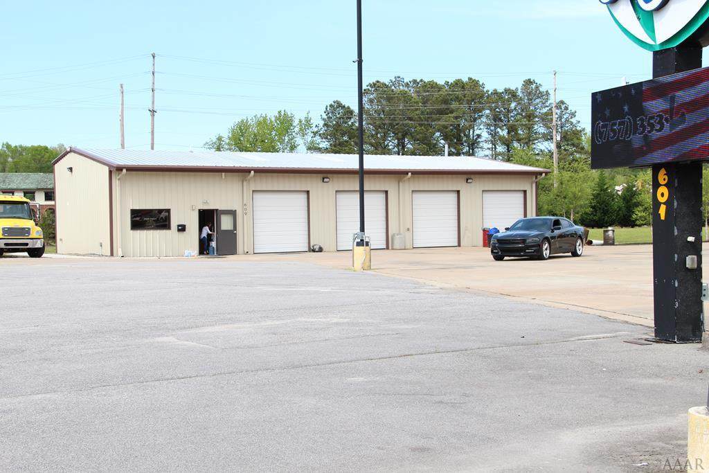 609 Hughes Blvd - Photo 1