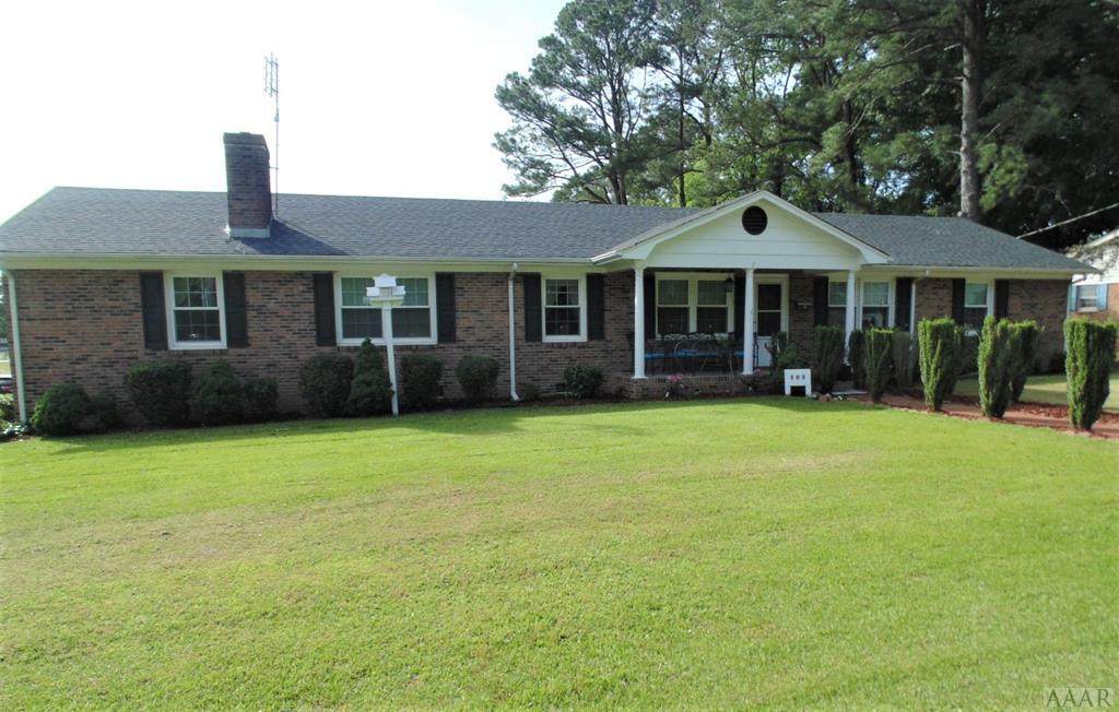 503 Lakeview Drive - Photo 1