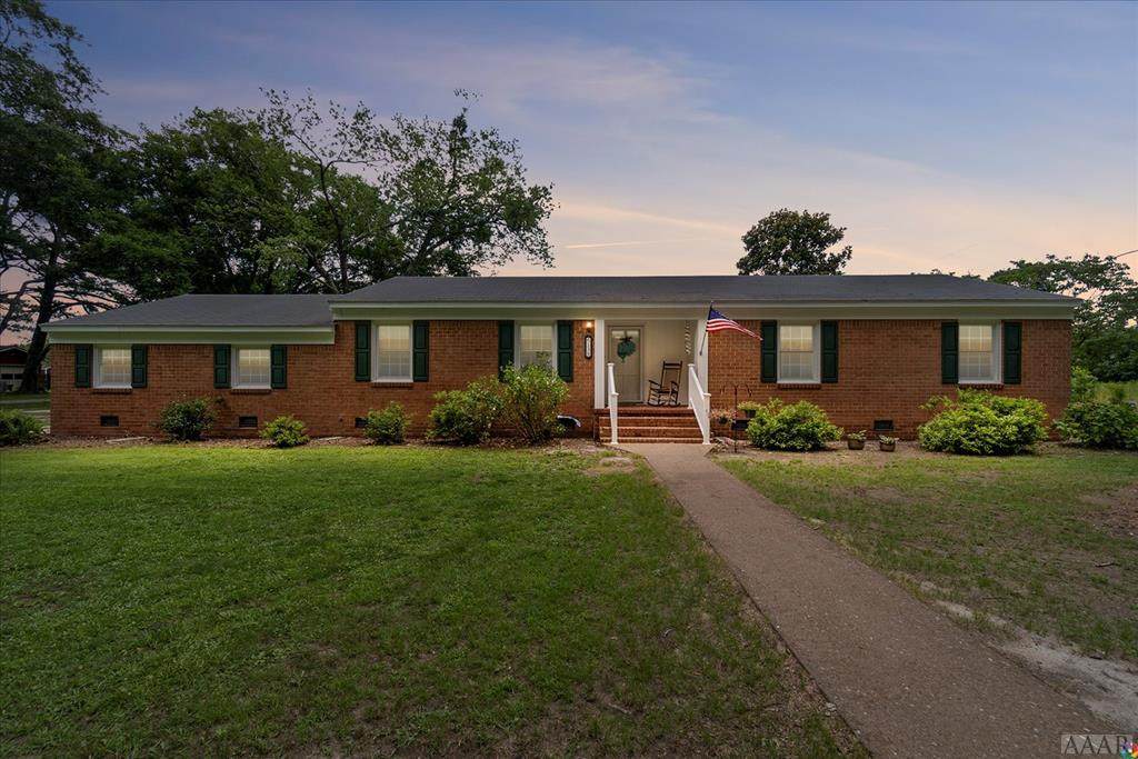 138 Camellia Drive - Photo 1