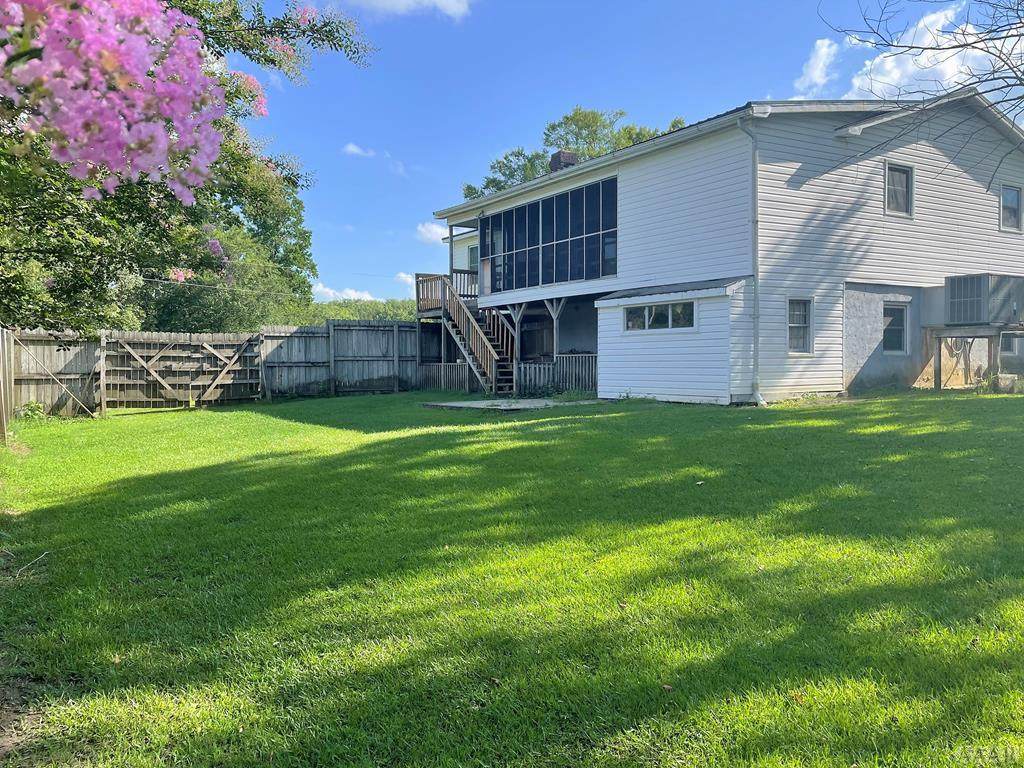 115 Stephanie Drive - Photo 1