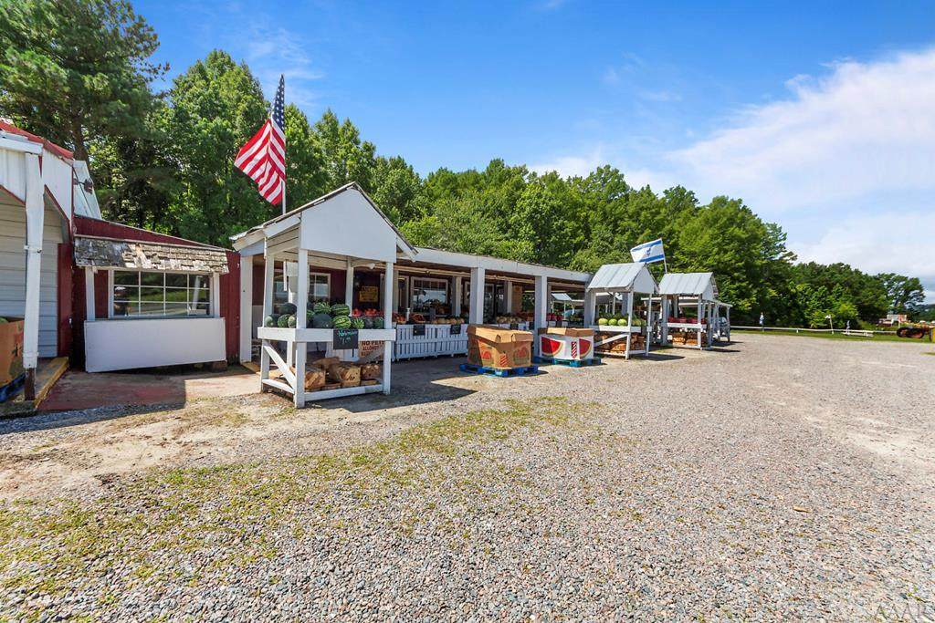 2604 Caratoke Hwy - Photo 1