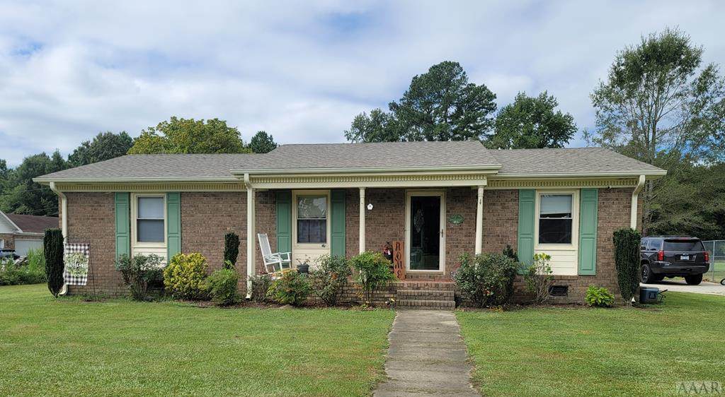 110 Bruce Farmer Rd - Photo 1