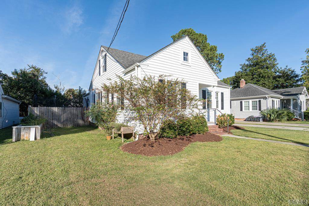 916 Jones Avenue - Photo 1