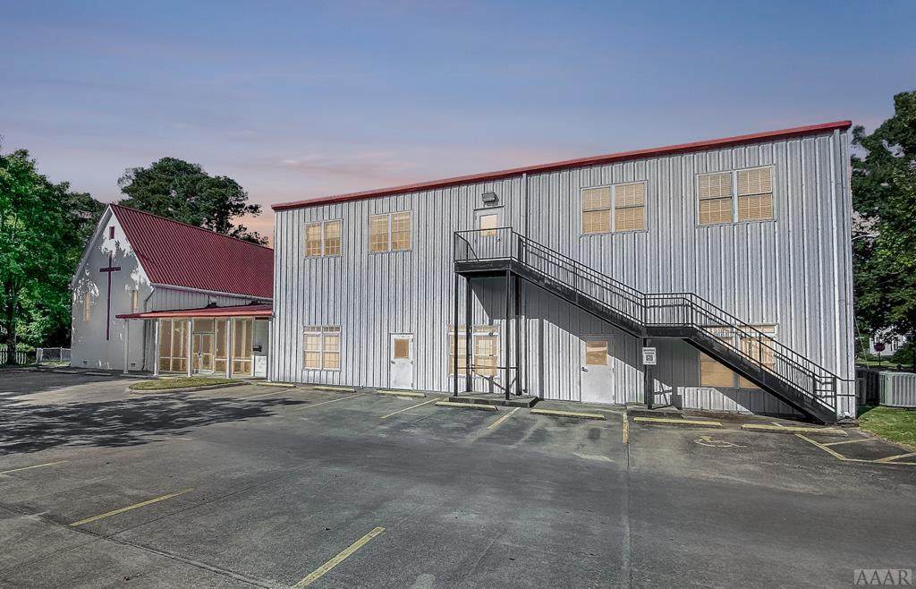 1104 Main Street - Photo 1