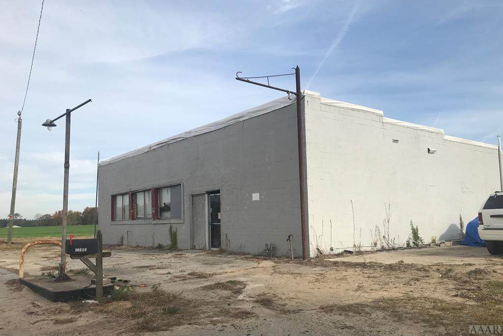 9506 Hwy 35 - Photo 1