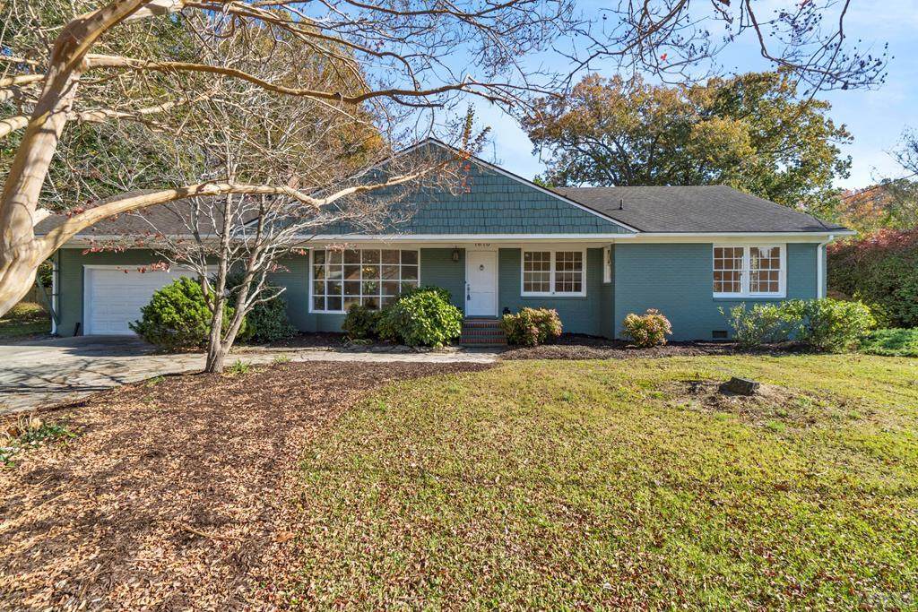 1610 Crescent Drive - Photo 1