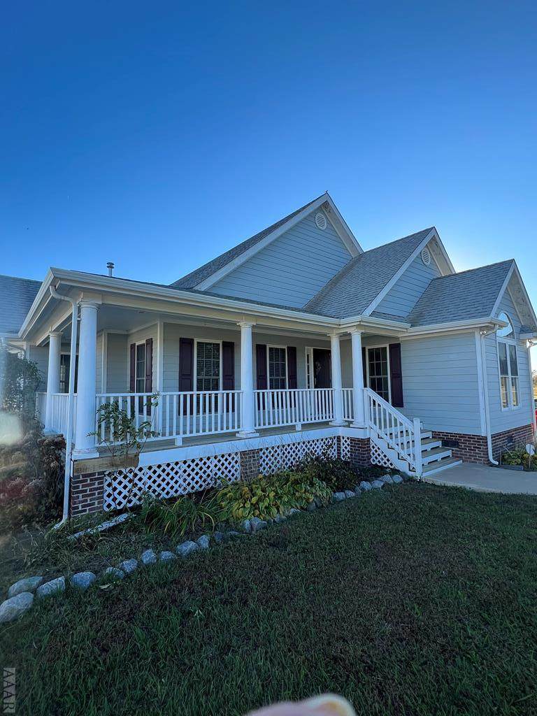 508 Pointe Vista Drive - Photo 1