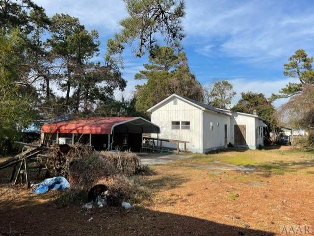 1038 George Daniels Road - Photo 1
