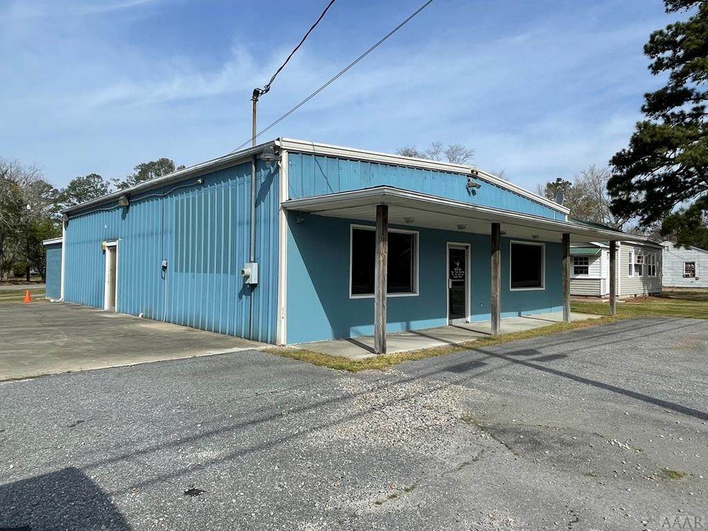 401 Road Street - Photo 1