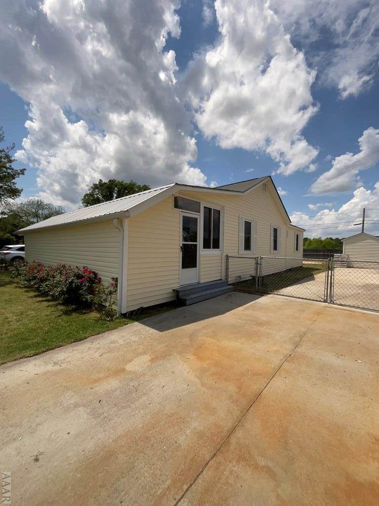223 Hawthorne Road - Photo 1