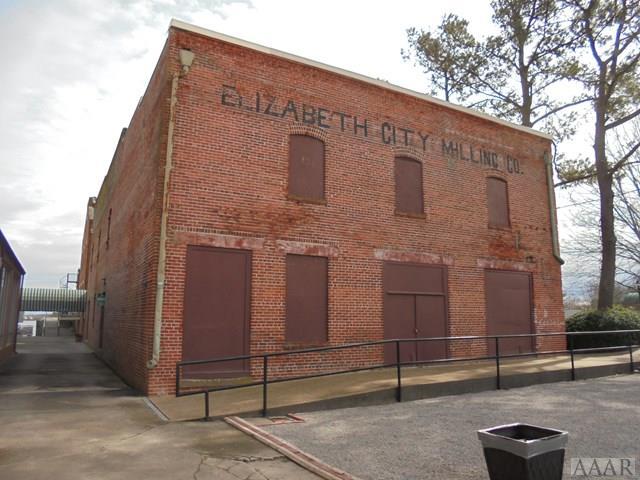 402 Water Street - Photo 1