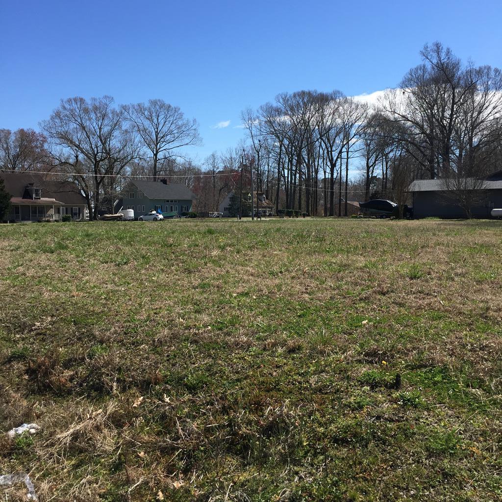 313 Country Club Drive - Photo 1
