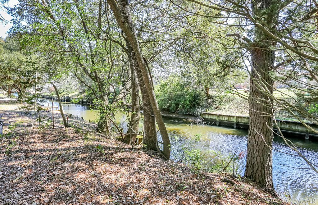 102 White Heron Drive - Photo 1