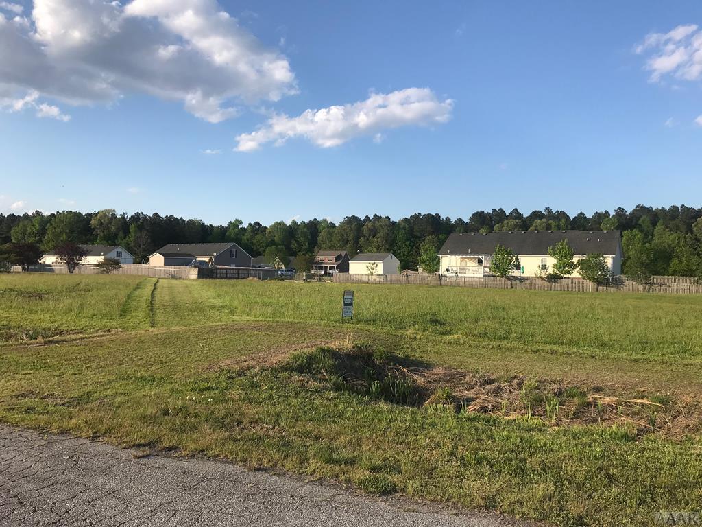 121 Danielle Drive - Photo 1