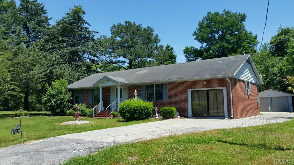 1612 Camellia Drive - Photo 1