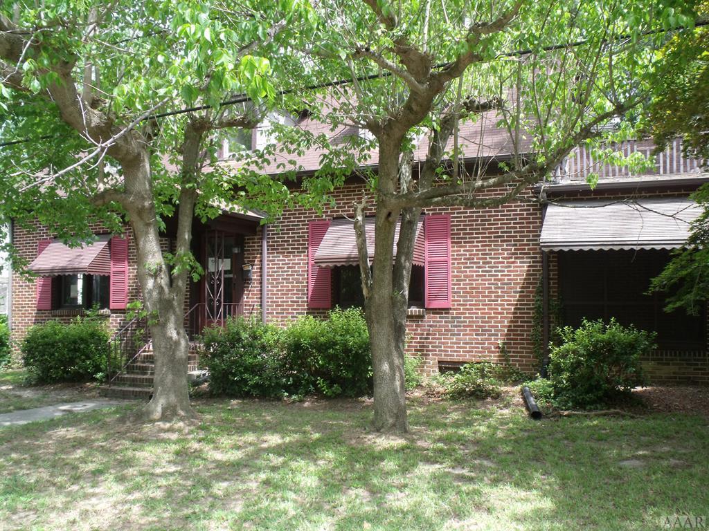 208 Carolina Ave - Photo 1
