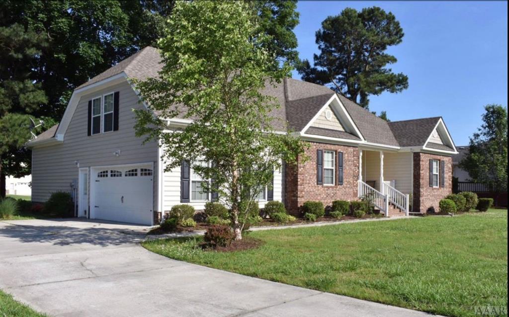 102 Pelican Pointe Drive - Photo 1