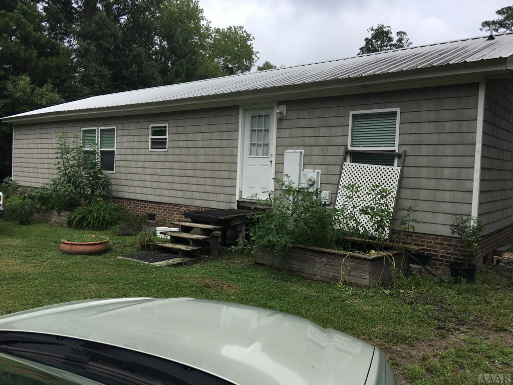 121 Hickory Street - Photo 1