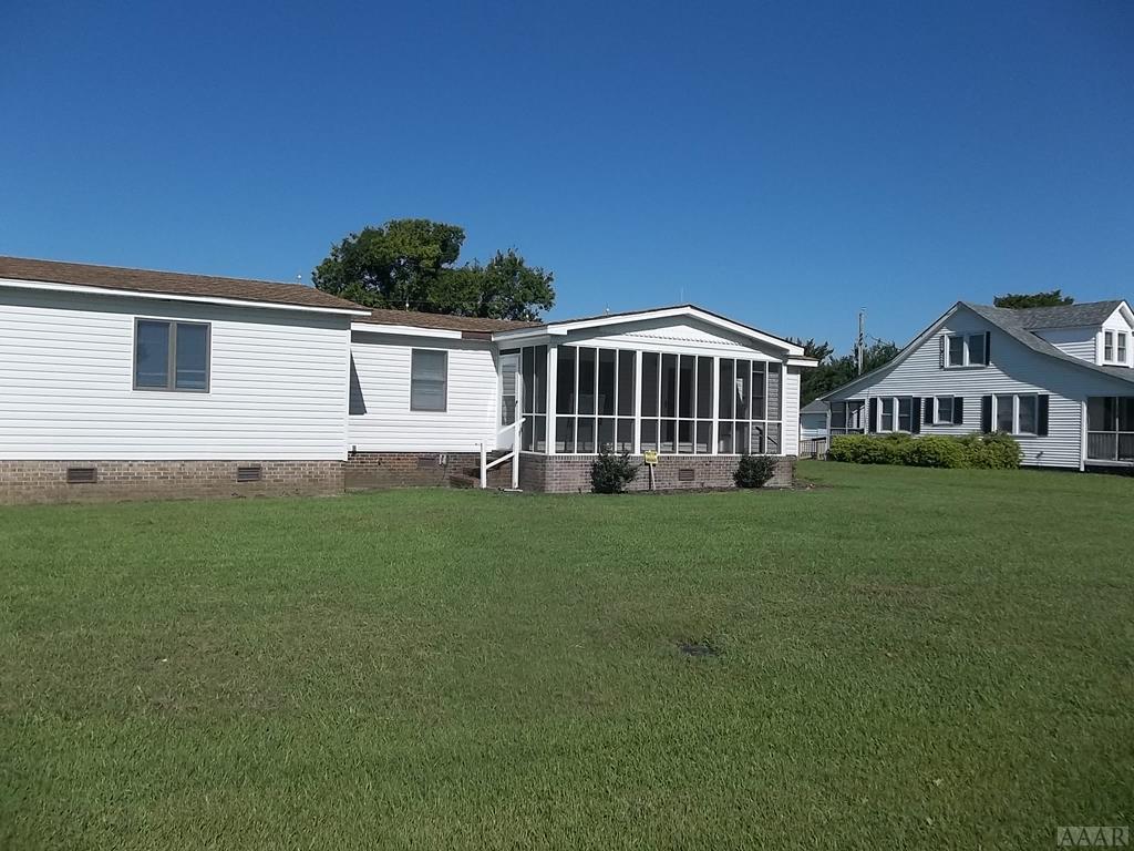 989 Waterlily Road - Photo 1