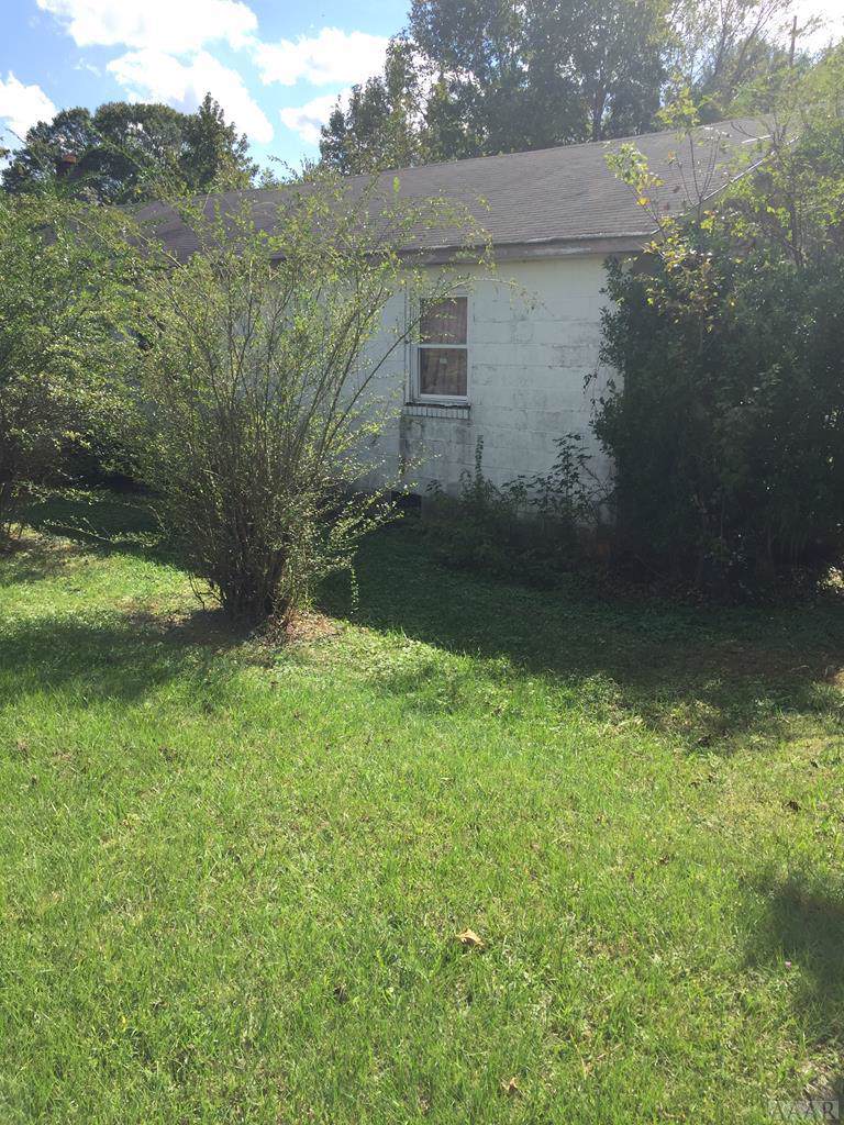 555 Palmer Road - Photo 1