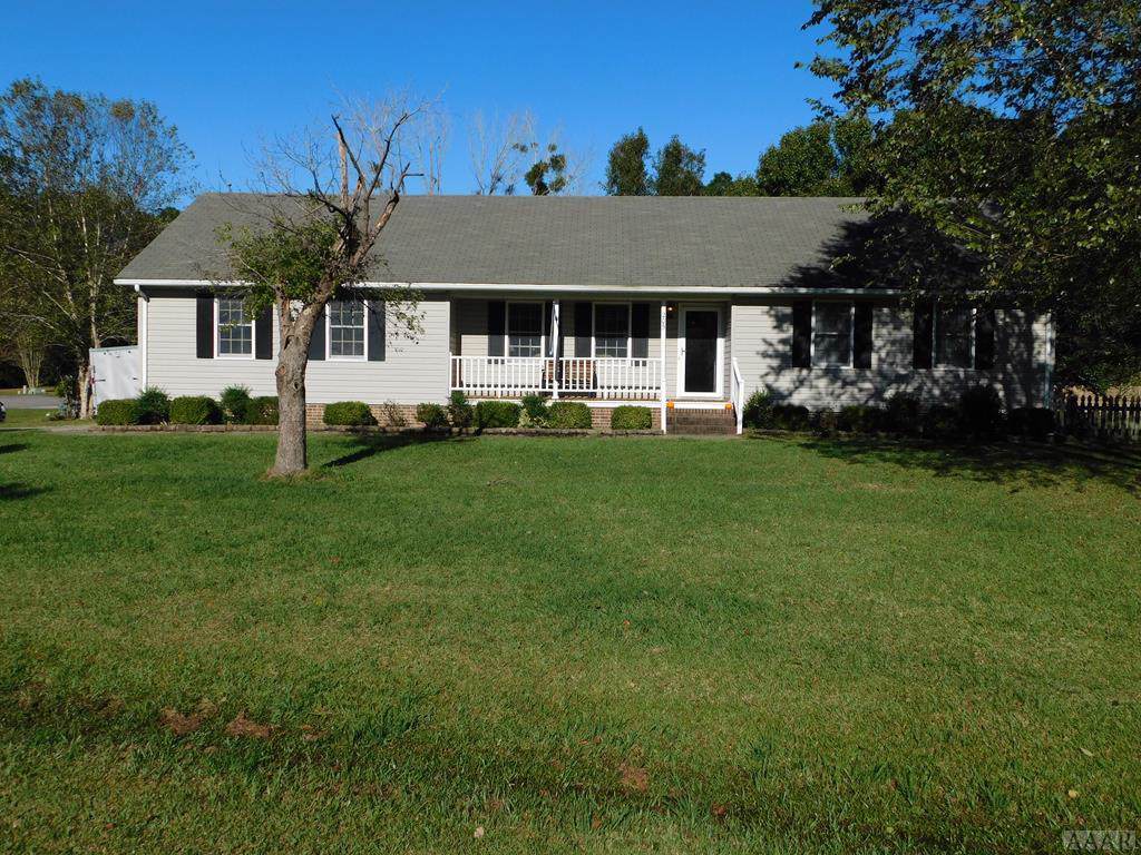 205 Travis Drive - Photo 1