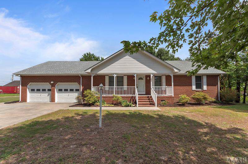 104 Scotland Drive - Photo 1