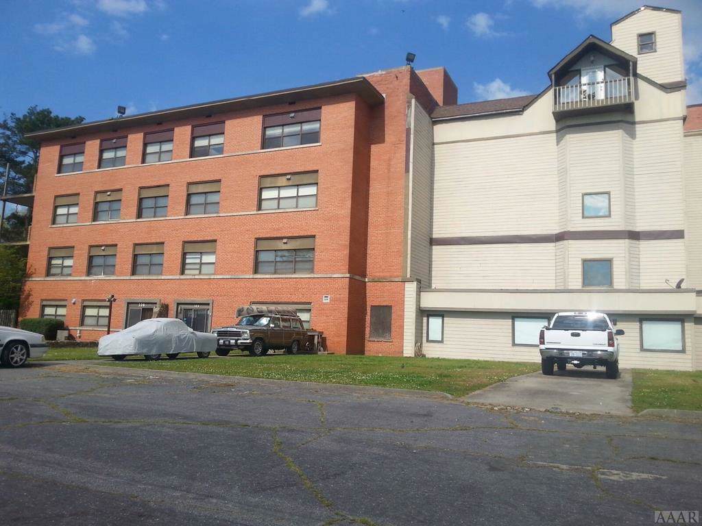 1213 Riverside Ave - Photo 1