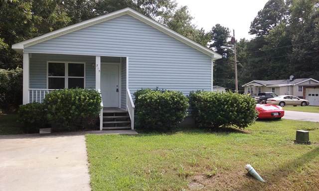 215 Pinewood Avenue - Photo 1