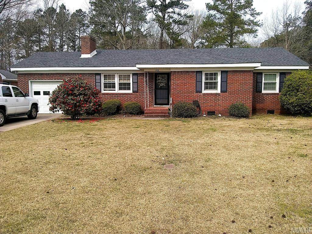 1709 Edgewood Drive - Photo 1