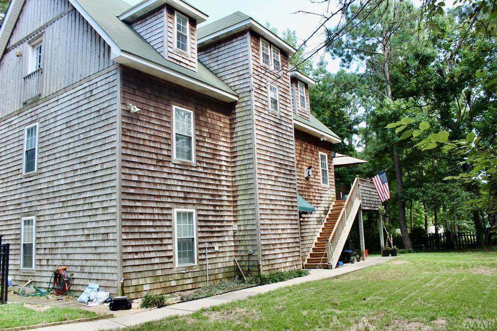 1411 Maxine Street - Photo 1