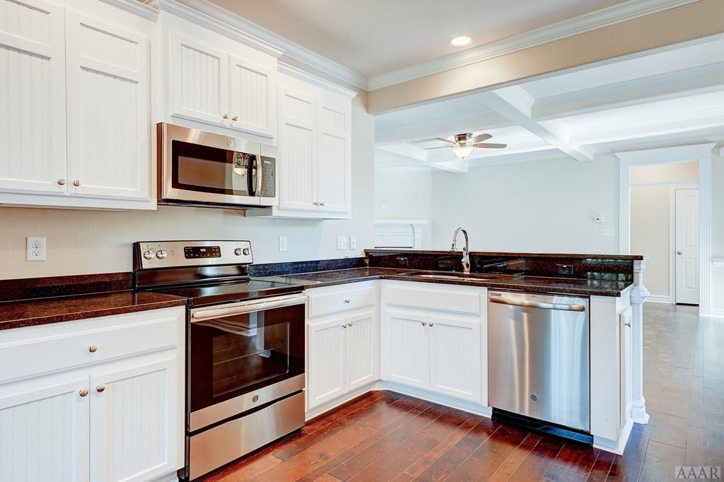 102 Armstead Court - Photo 1