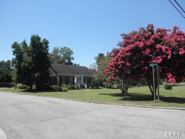 1101 Queen Street - Photo 1