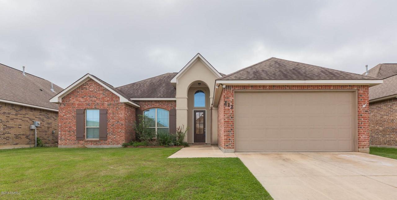 212 Forest Grove Drive - Photo 1