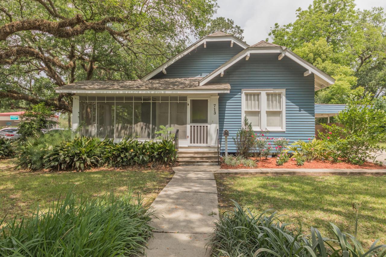 713 7th Street - Photo 1