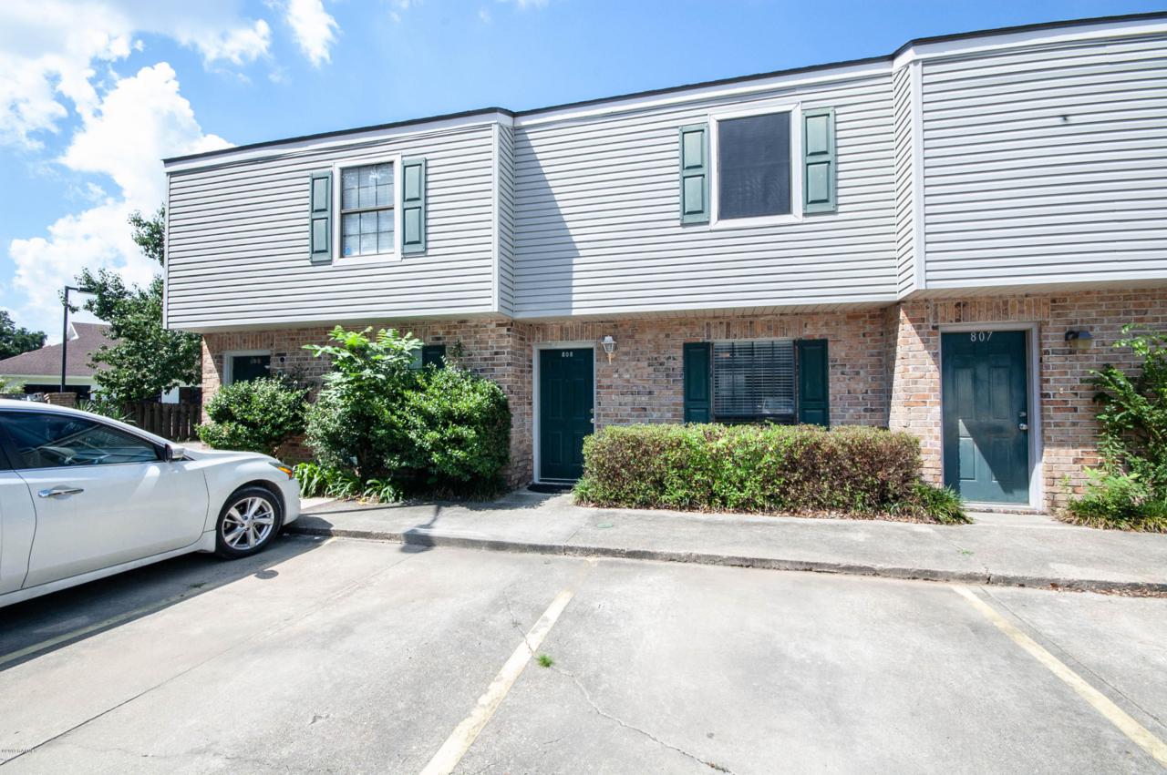 100 Winchester Drive - Photo 1