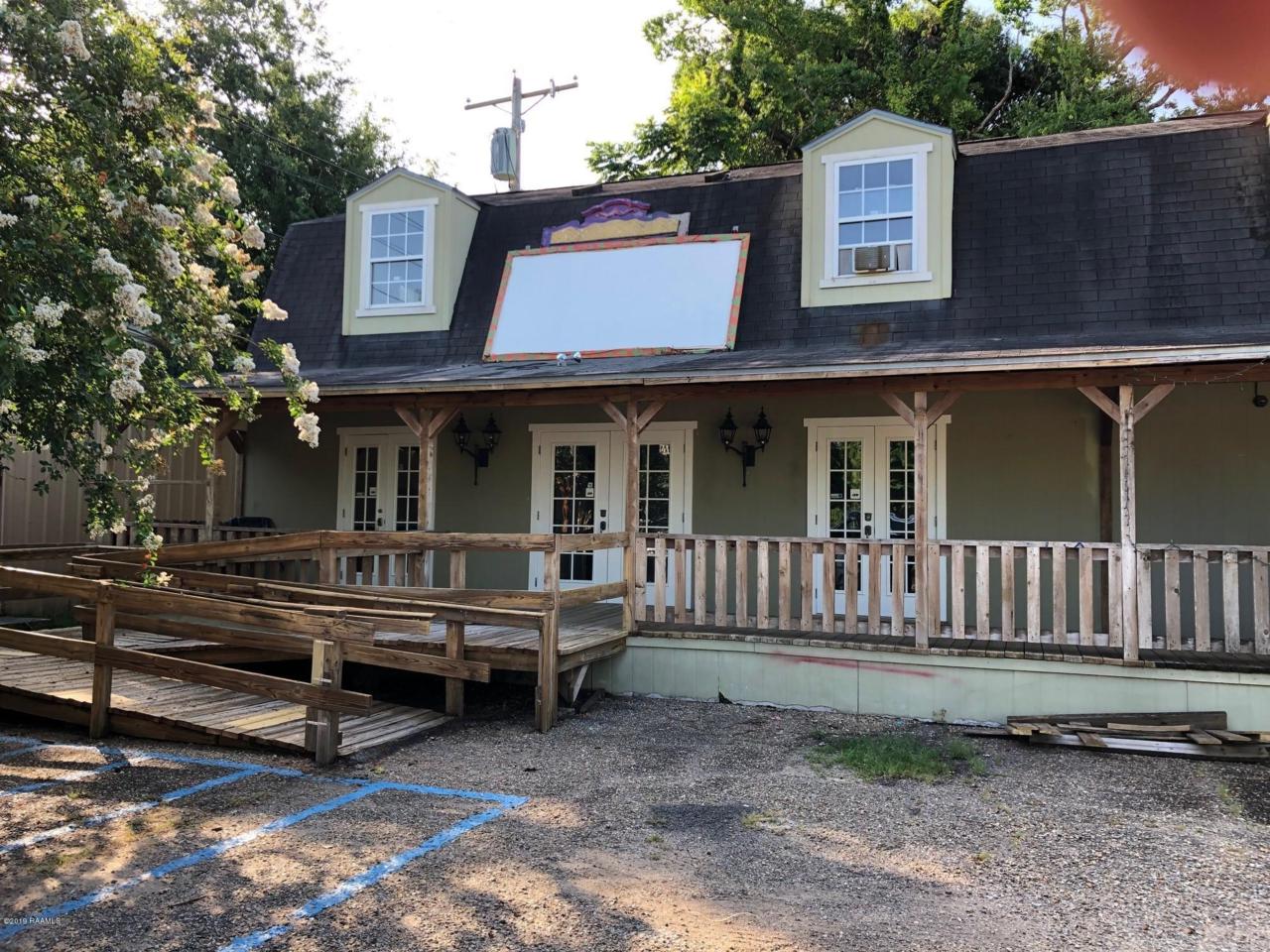 102 Woodvale Avenue - Photo 1